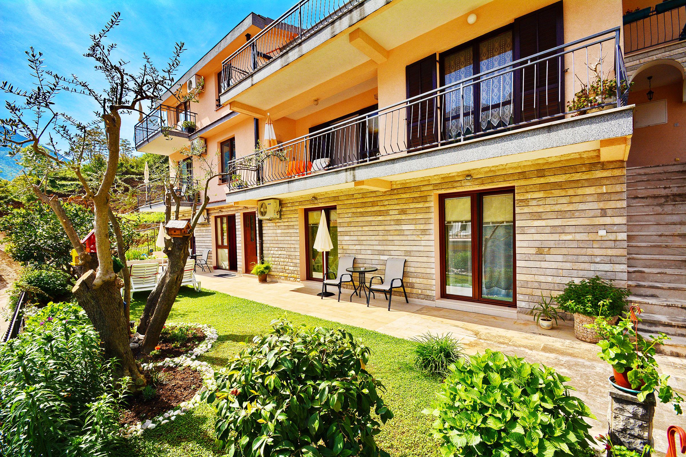 Apartments Andrija Kotor Exterior photo